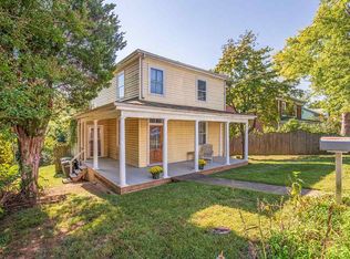 324 7 1/2 St SW, Charlottesville, VA 22903