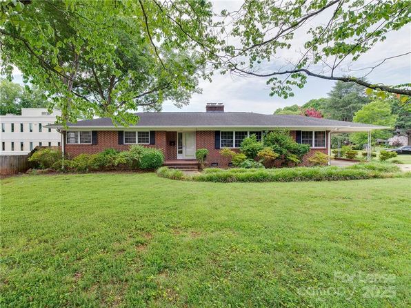 1422 Holmes Dr