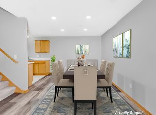 9886 Hamlet Ct S, Cottage Grove, MN 55016