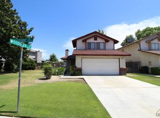 8213 Woodside St, Bakersfield, CA 93311