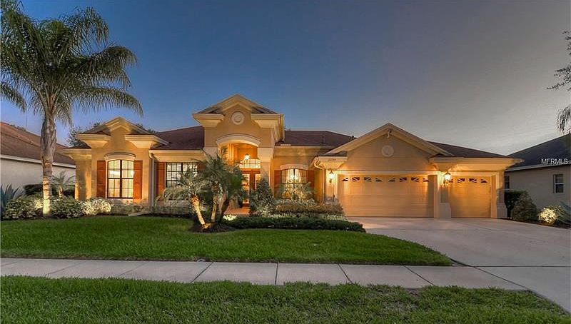 1st image of 20734 Broadwater Dr