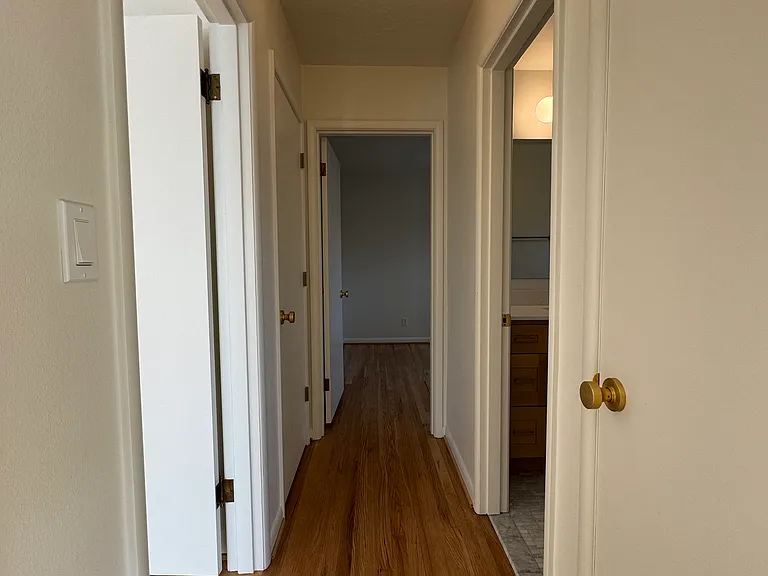 807-817 SE 29th Ave — Photo 18