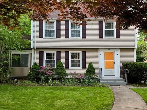 1182 New Britain Avenue, West Hartford, CT 06110