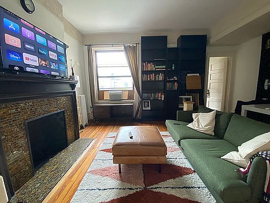 3rd image of 457 W 141st St #4