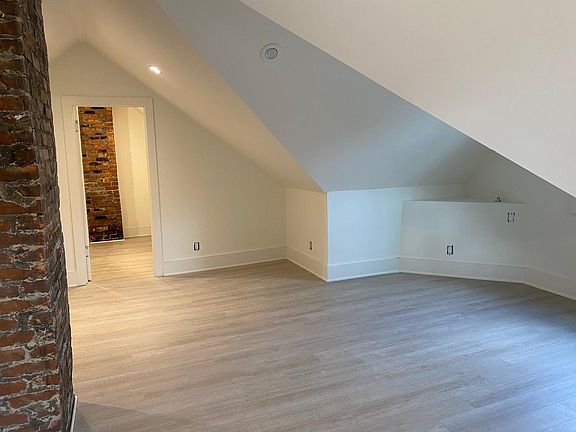2nd image of 203 W 1st Ave