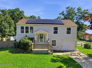 200 Pacific Ave, Barnegat, NJ 08005