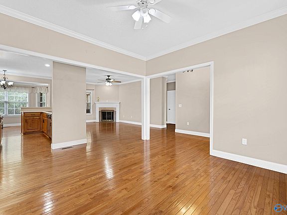 4th image of 130 Stoney Mountain Dr