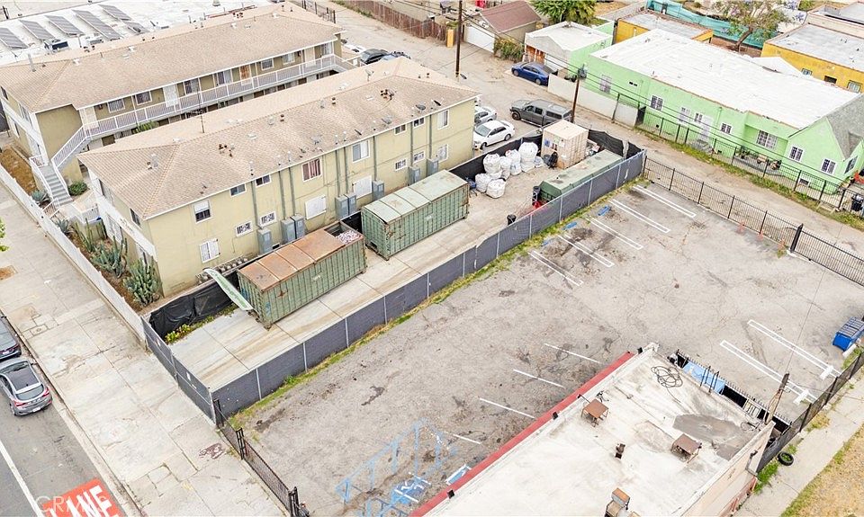 2nd image of 1550 W Florence Ave Lot 3