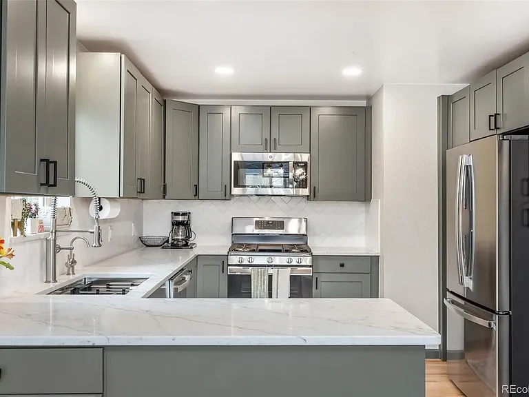 4510 Winona Ct — Photo 4
