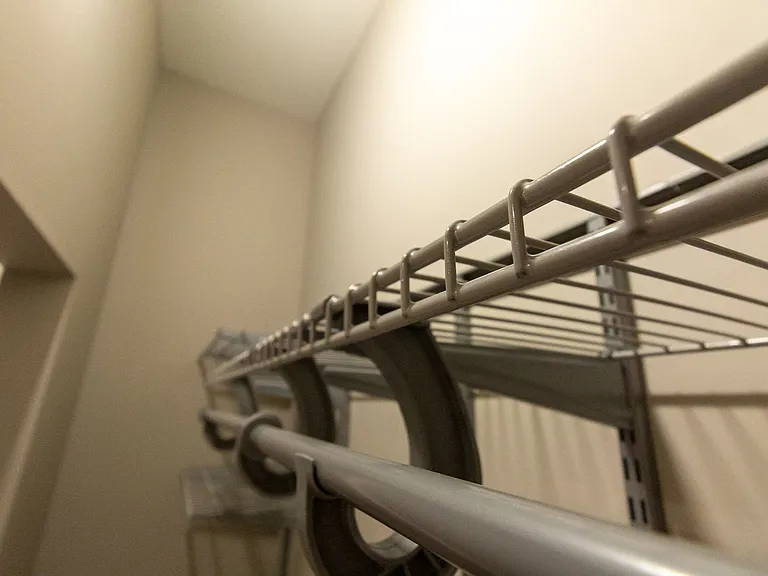 Pf-Arg, 2618 W Evergreen Llc — Photo 25