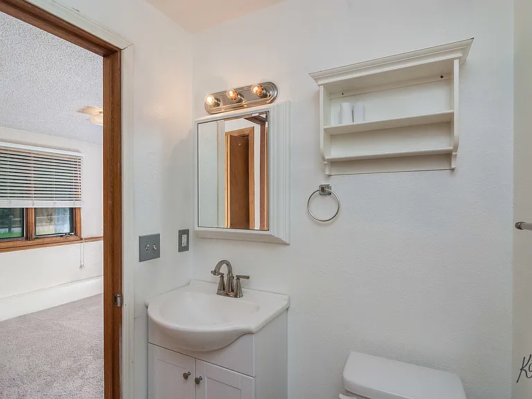 327 W 5th Ave #3 — Photo 14