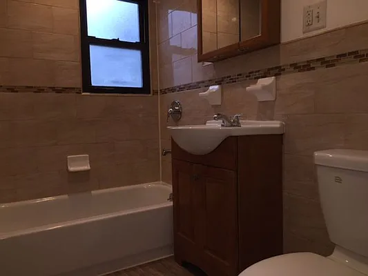 Rented by Capri Jet Realty Corp | media 5