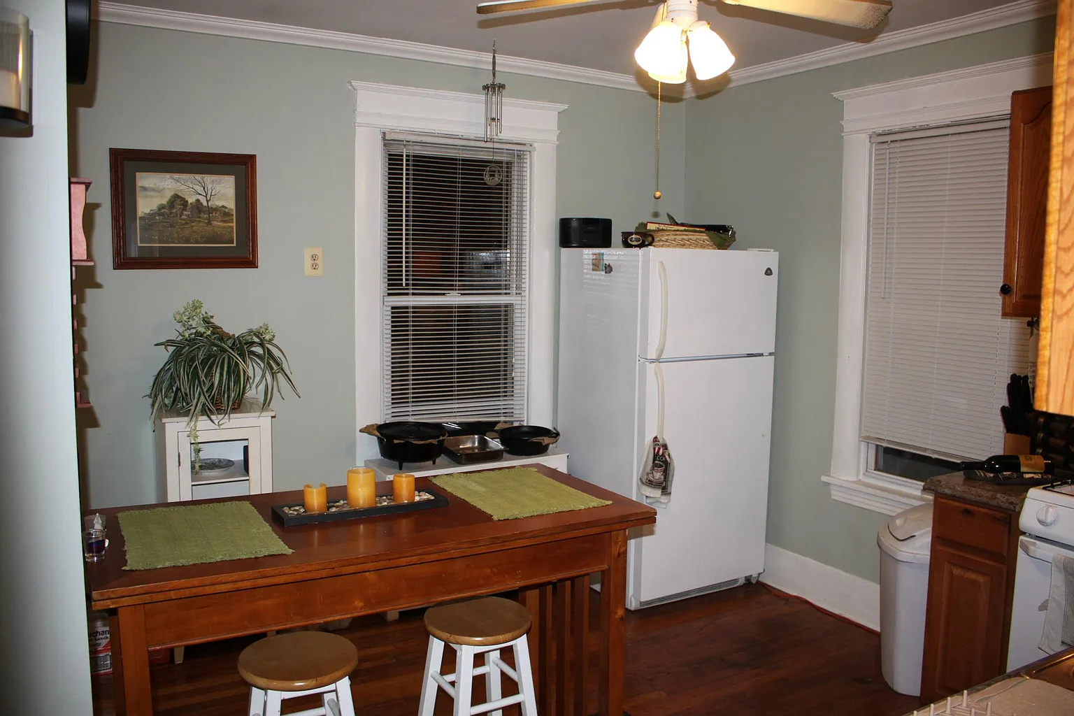 348 Main St photo 1
