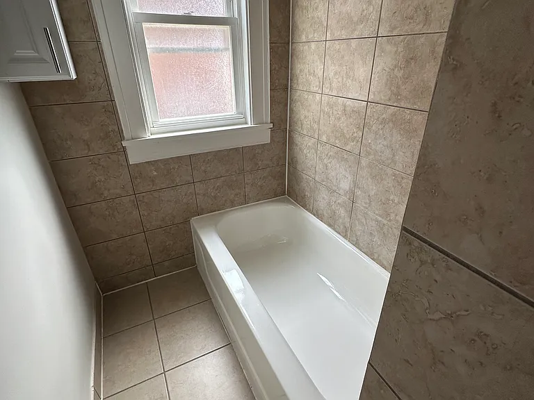 13367 Madison Ave #5 — Photo 13
