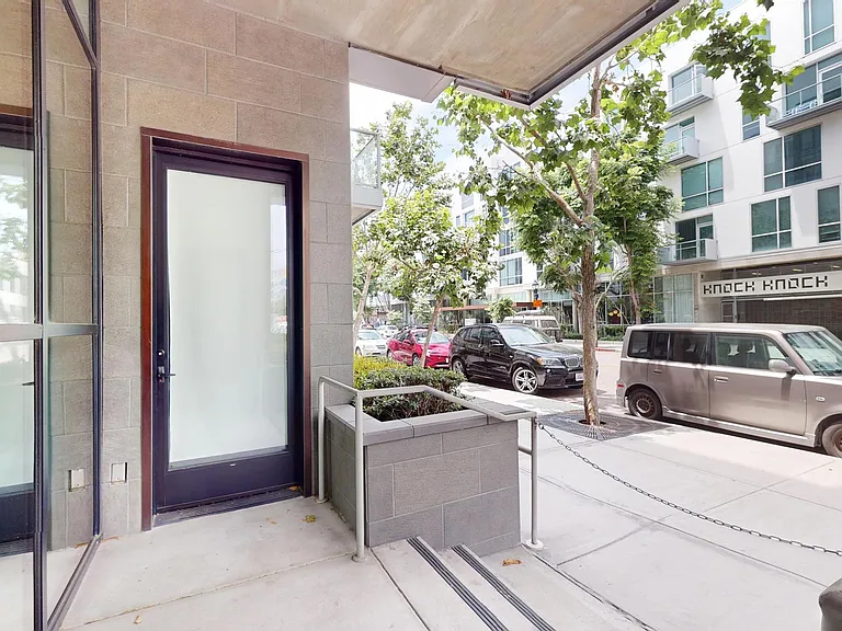 13th & Market — Photo 36