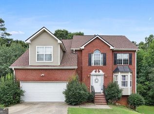3279 Rockmill Dr, Ellenwood, GA 30294