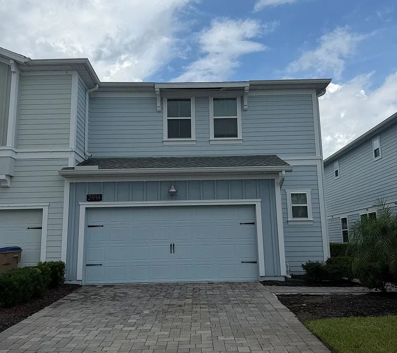 2914 Sentence St