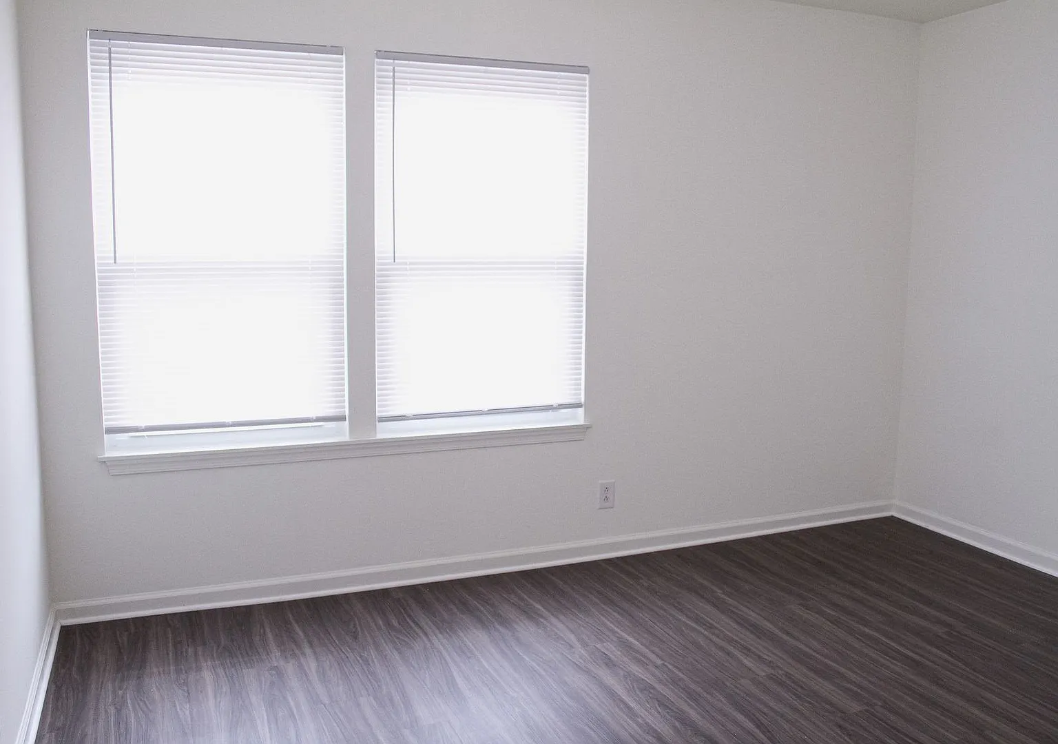Gardenwood Apartments — Photo 1