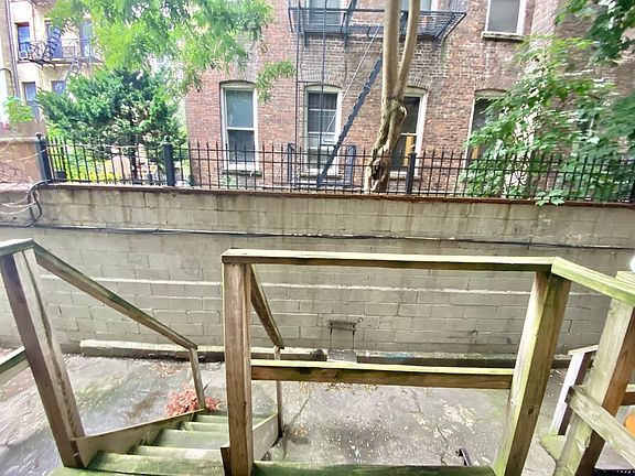 2nd image of 536 E 5th St #1AA