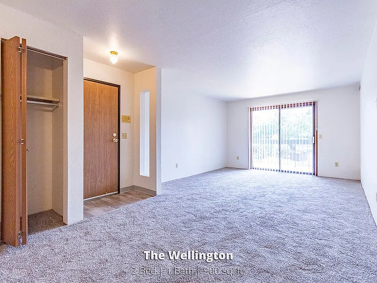 Wellington - Living Room