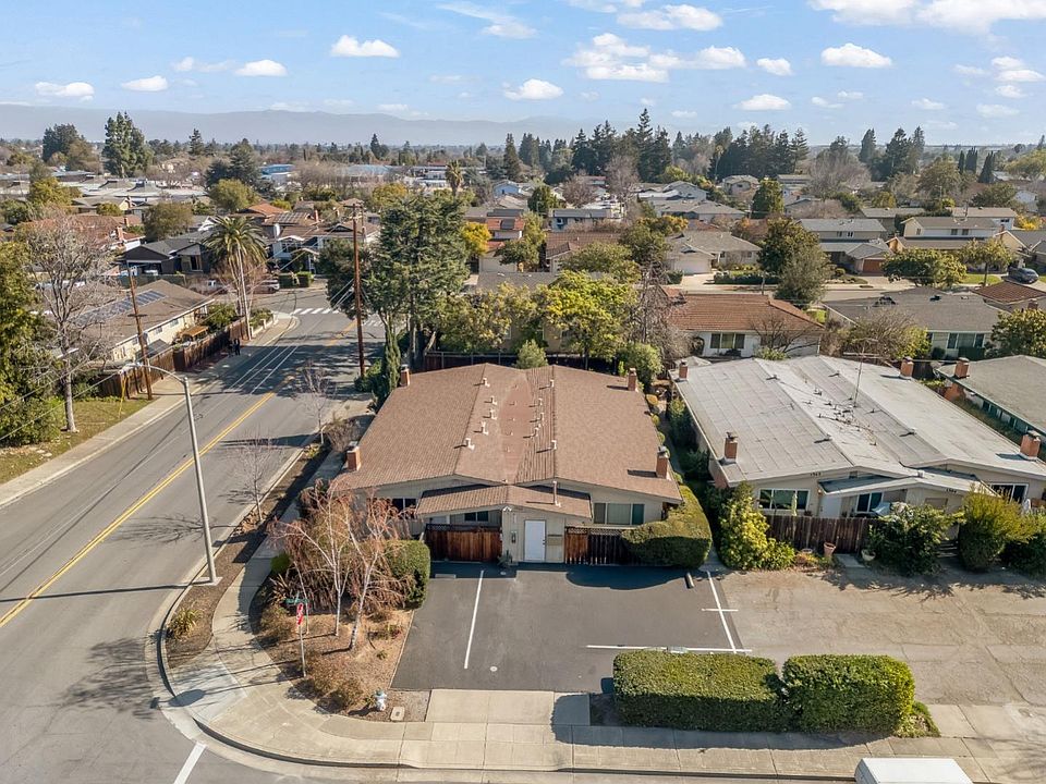 1st image of 1560 Albatross Dr