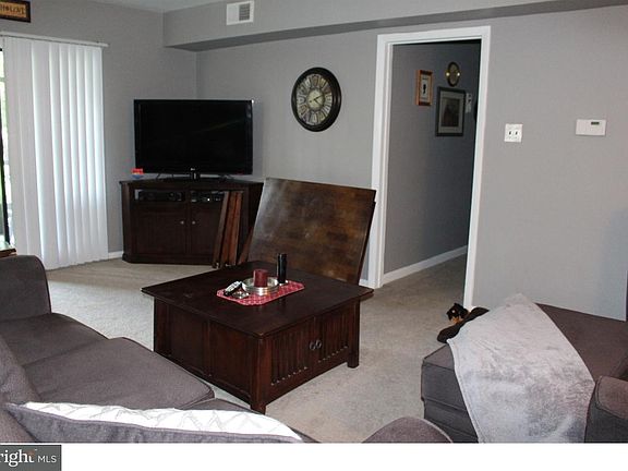 3rd image of 5426 Valley Green Dr APT A3