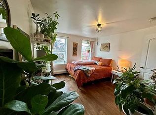 489 Monroe St APT 3, Brooklyn, NY 11221