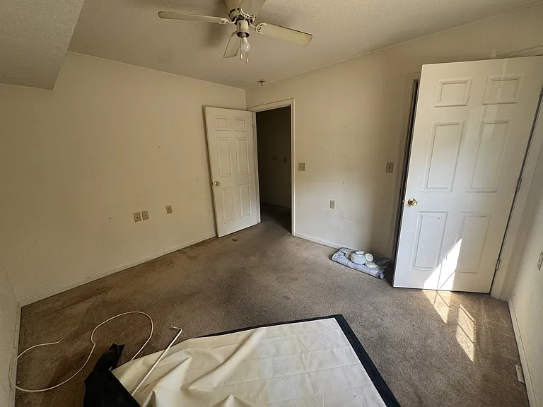 720 E Culton St #B — Photo 5