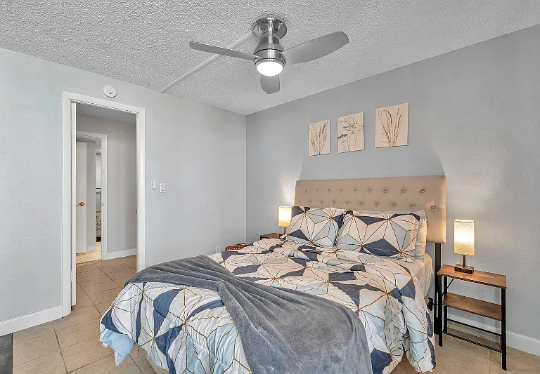 2618 Cove Cay Dr — Photo 22