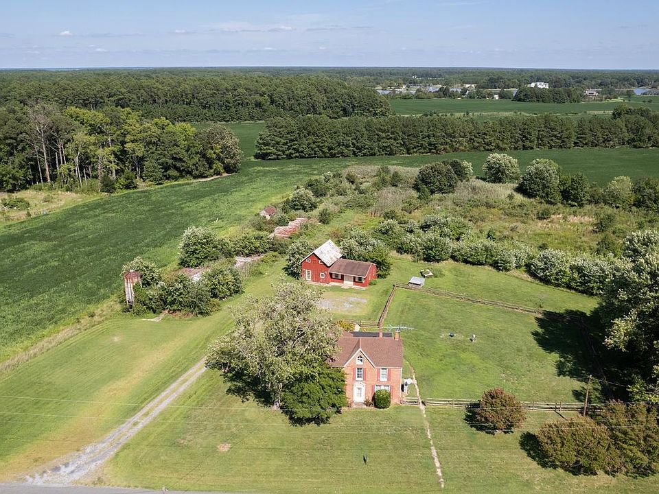 40th image of 885 Hudson Rd