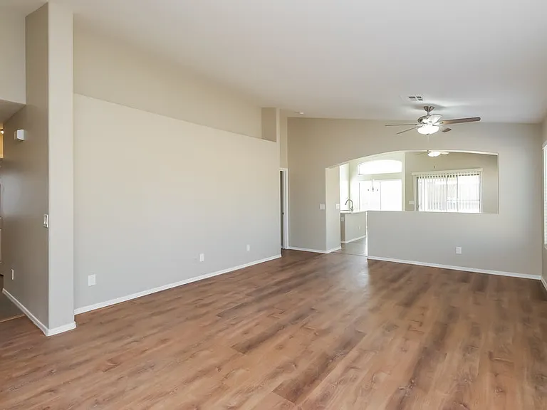 2049 W Gold Mine Way — Photo 5