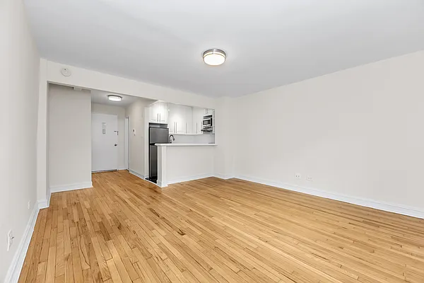 Rented by REAL New York | media 2