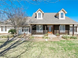 8395 Risinger Ln, Bryan, TX 77808