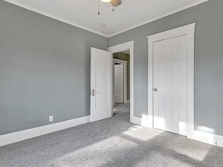 9901 Yale Ave — Photo 14
