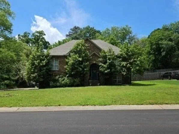 3104 Cahaba Park Dr, Trussville, AL 35173