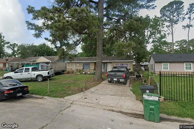 14911 Grand Prairie Dr — Photo 10