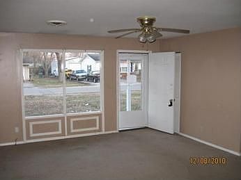 2nd image of 1607 Scott Dr