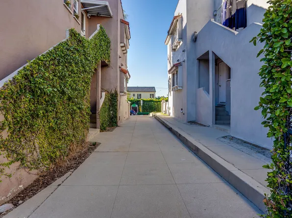 1306 S Longwood Ave, Los Angeles, CA 90019