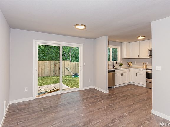 5th image of 14603 117th Avenue Ct E
