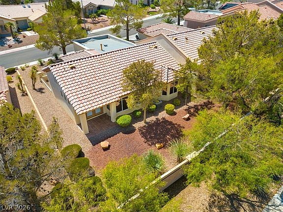 2nd image of 2833 Breakers Creek Dr