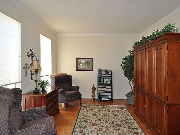5th image of 5806 Redwood River Dr