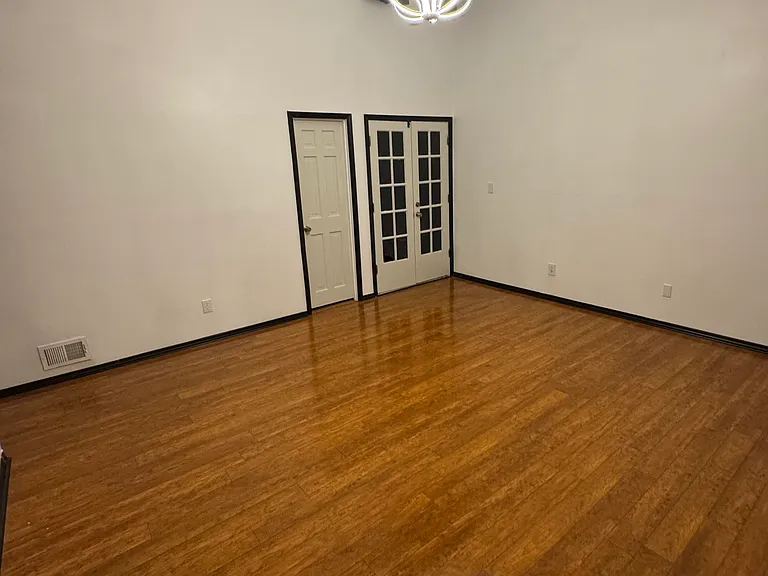 8991 Mandarin Dr — Photo 15