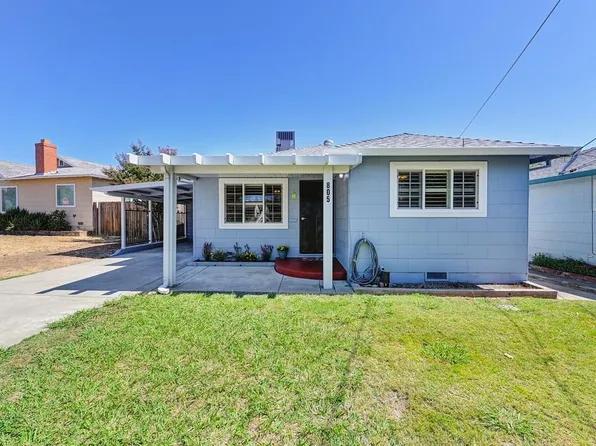 805 Circuit Dr, Roseville, CA 95678