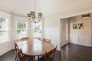 2109 Kinsale Ave — Photo 5