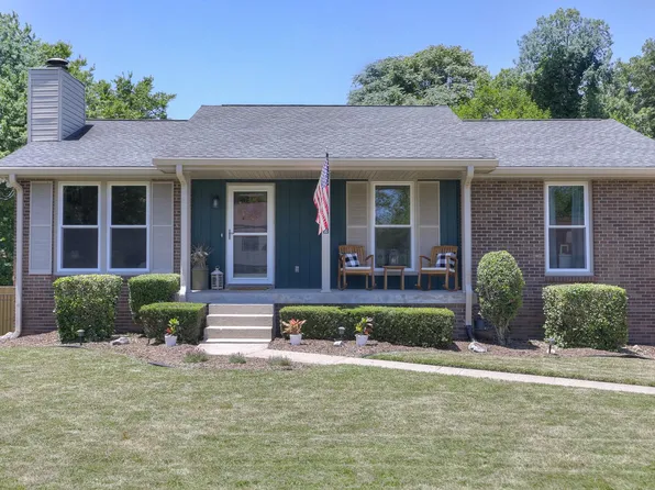 812 Ember Lake Dr, Nashville, TN 37214