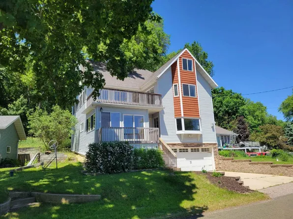 W10580 Tipperary Road, Poynette, WI 53955