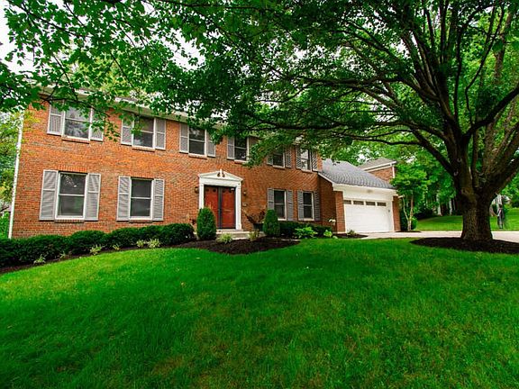 2nd image of 10025 Sonya Ln