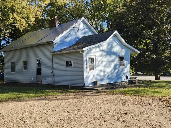 W4908 Bradley Rd, Rio, WI 53960