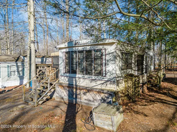 26 Cedar Dr #26-WD1, Gouldsboro, PA 18424