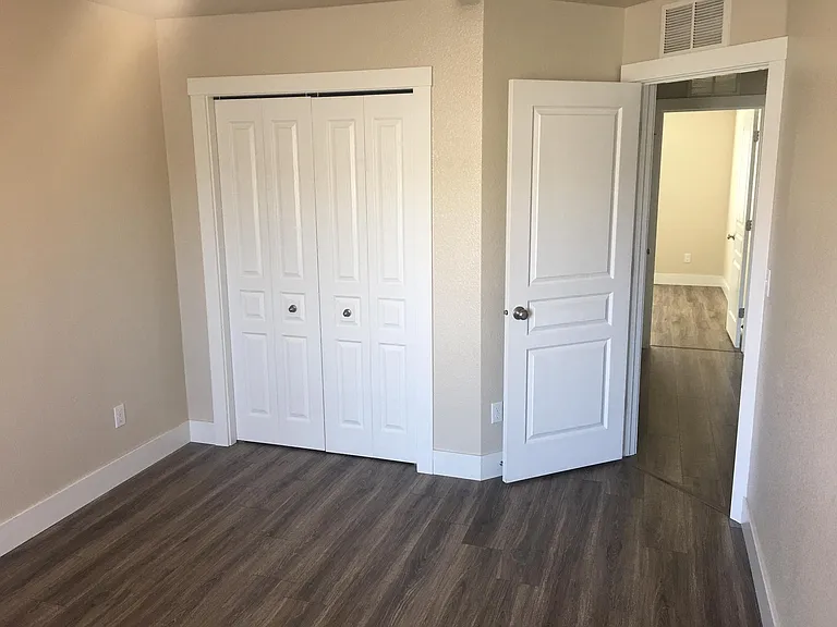 3694 S Veneto Ave — Photo 12